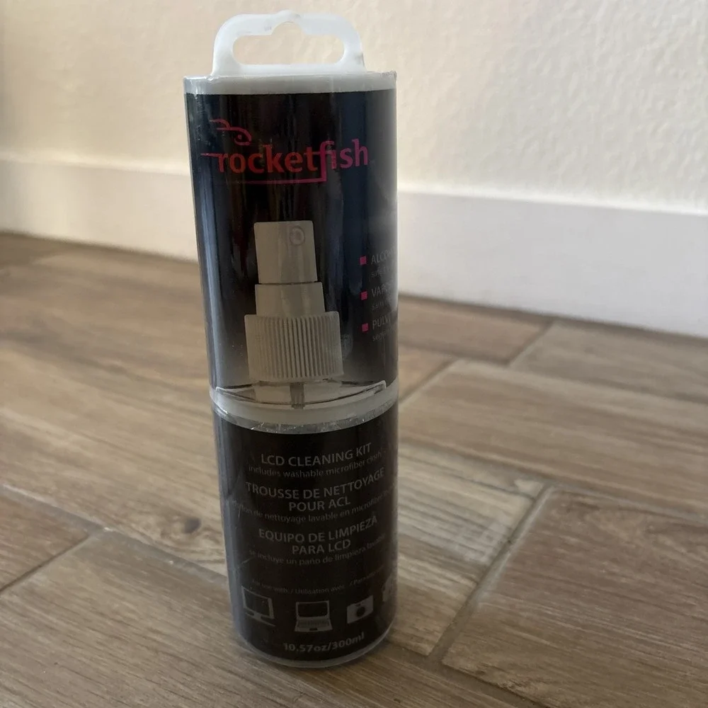 LCD Cleaning Kit Rocket fish Best Buy 2011 Sealed
